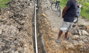 Se instalan aprox. 2000 metros de tubería de agua potable